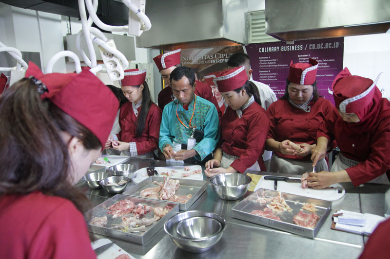 Pengembangan Usaha Makanan