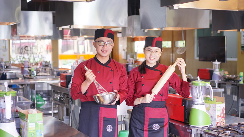 Pengelolaan Bisnis Makanan