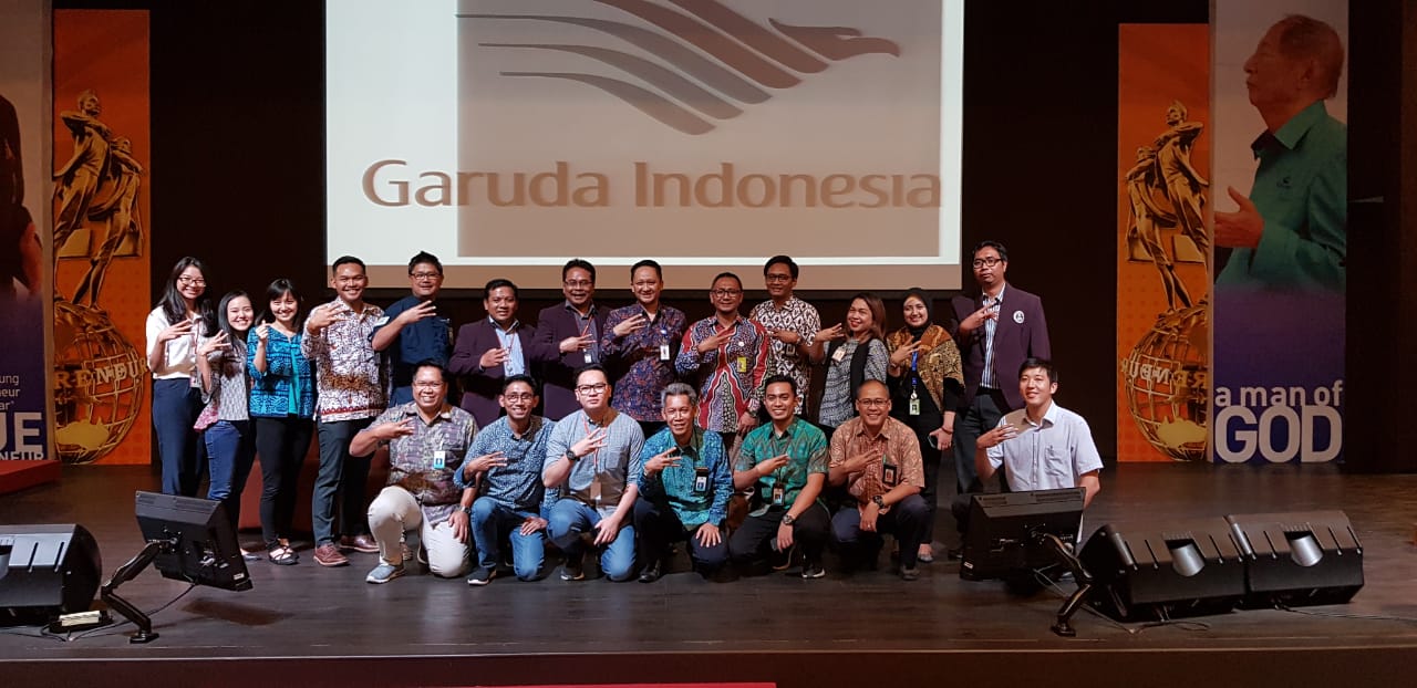 Garuda Indonesia Dan Era Digital - Hotel & Tourism Business Creative ...