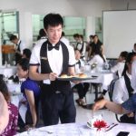 Mengelola Restoran Mewah