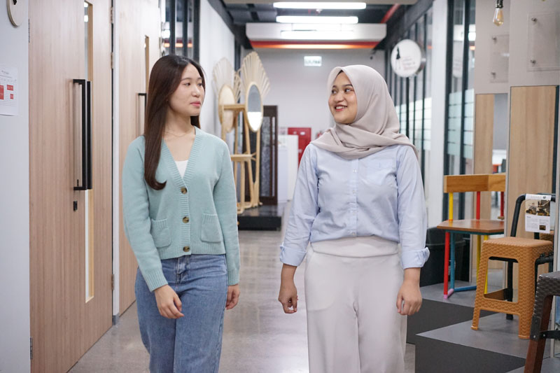 Solusi Pencahayaan Alami Ruangan Gelap