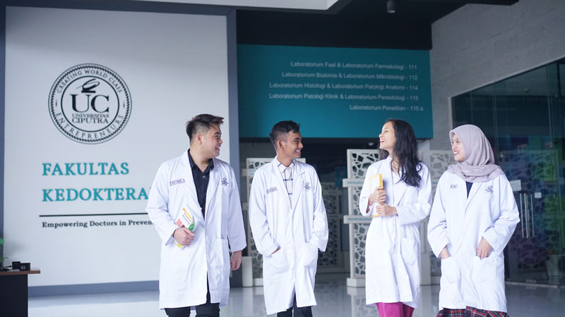 Transformasi Positif Melalui Bedah Plastik: Memahami Prosedur dan Manfaatnya