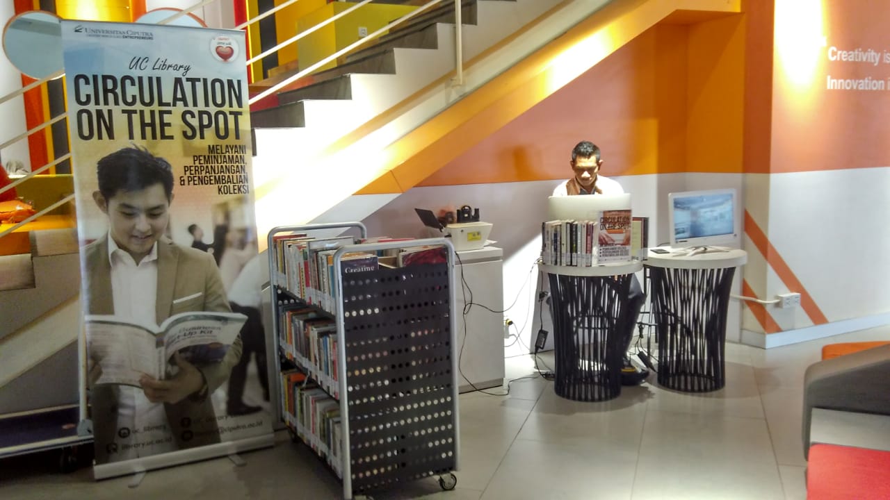 UC Library Circulation on the Spot at UC Tower – Library