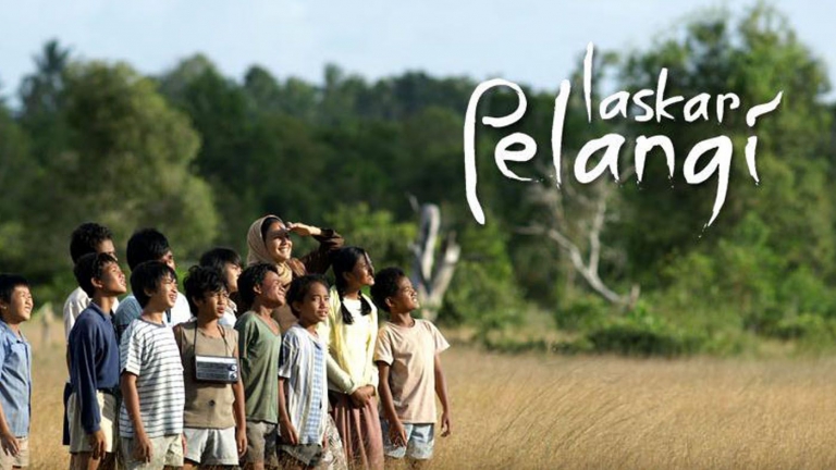 Laskar Pelangi: Versi Film dan Versi Buku – Library