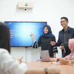 Menavigasi Tantangan Bisnis dengan Analisis PESTEL dalam Manajemen