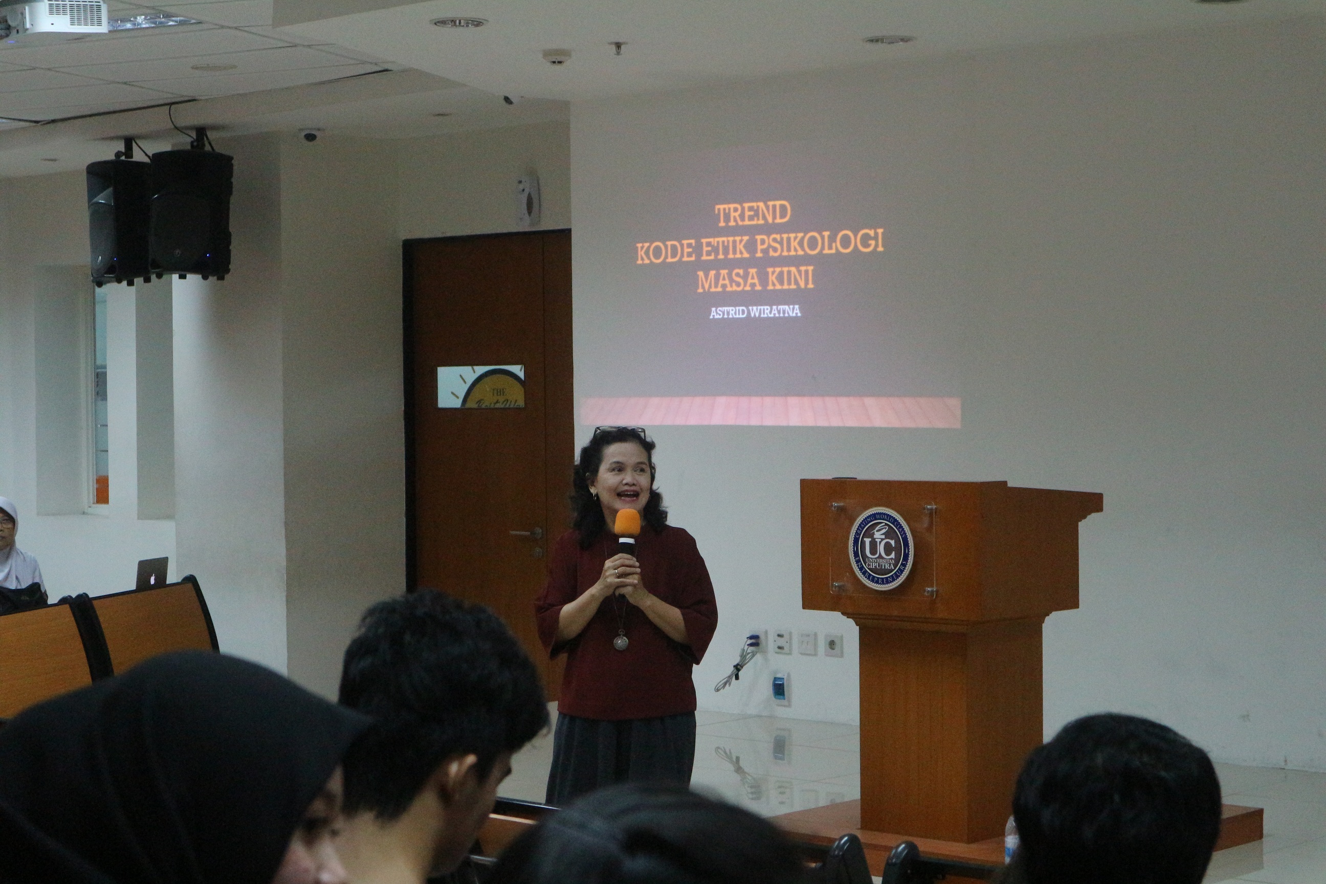 Kuliah Tamu Ethics of Psychology: Kupas Tren Etika Psikolog Zaman Now Kuliah Tamu Ethics of Psychology: Kupas Tren Etika Psikolog Zaman Now