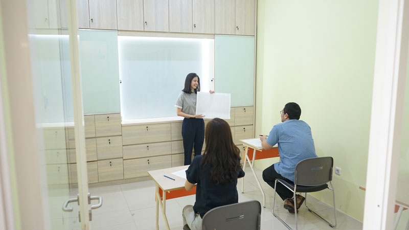 Peran dan Manfaat Psikologi Industri di Tempat Kerja