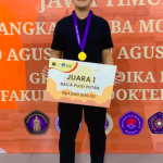 SANG JAWARA BACA PUISI DARI UC