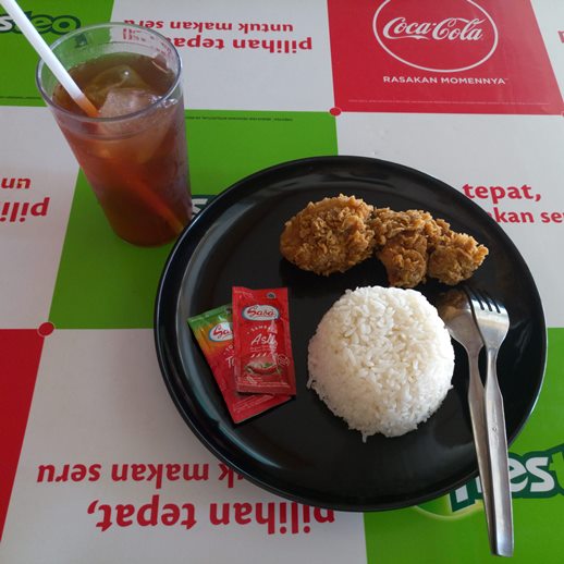 “YAIKU” FRIED CHICKEN “YAIKU” FRIED CHICKEN