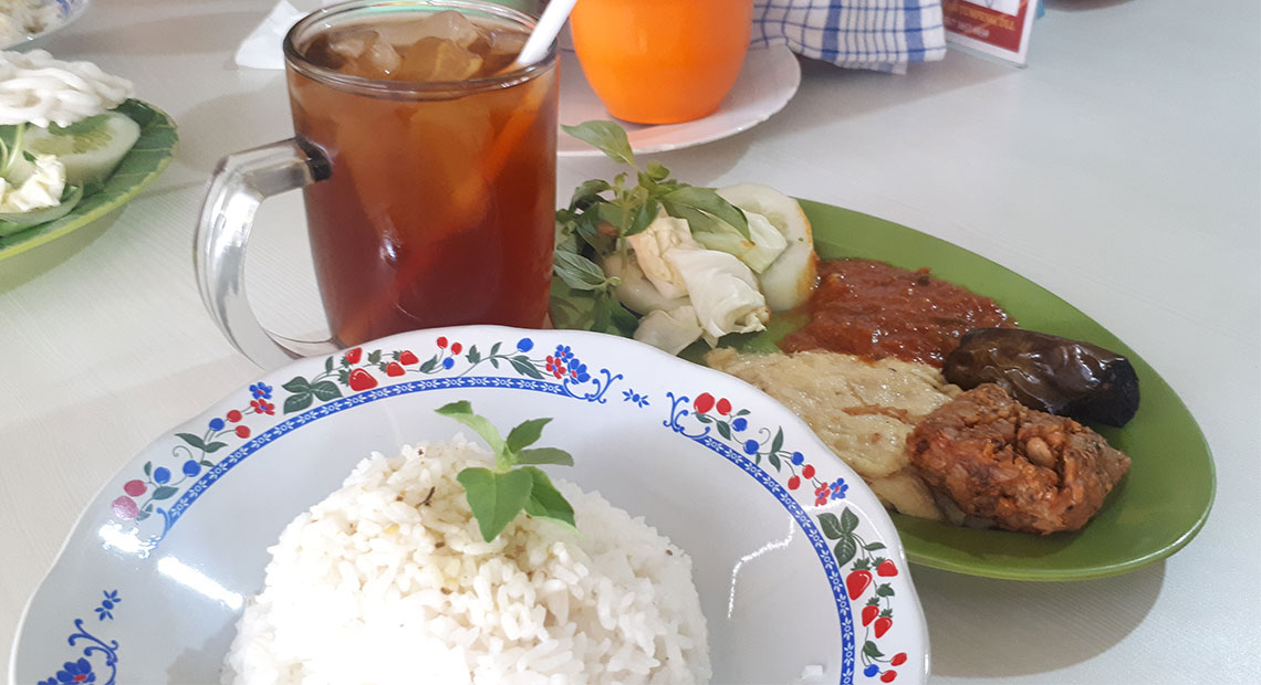 Nasi Tempe Telur Warung Sugih Roso Bu Tien Creating 