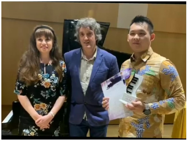 Silver Awarder of 3rd Overseas Performer Festival by The 